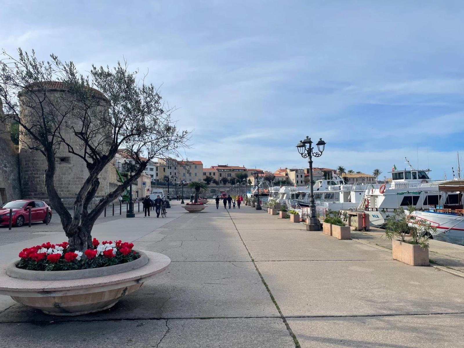 Suite "La Finestra Su Alghero" Kültér fotó